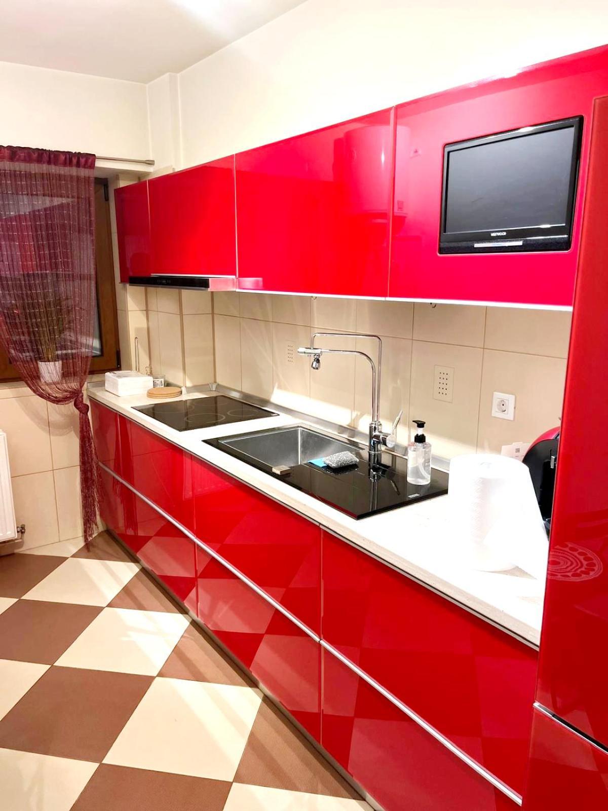 Romana 100 Sqm Deluxe Apartament Bucharest Exterior photo